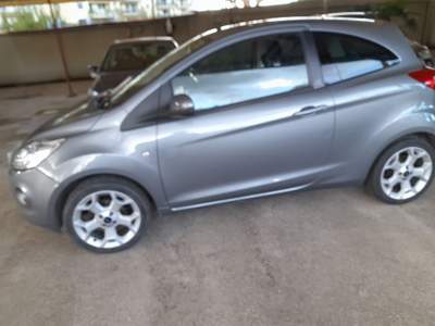 Ford Ka tenuta sempre in box unico propietario Grigio usata Sant'anastasia