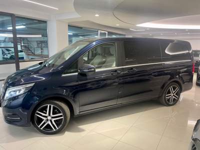 Mercedes-Benz Classe V d Automatic 4Matic Premium Long 7 POSTI Blu/Azzurro usata Sant'Antonio Abate