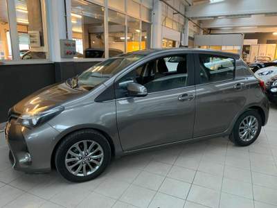 Toyota Yaris 1.4 D-4D 5 porte Cool Grigio usata Tolmezzo