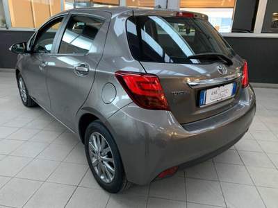 Toyota Yaris 1.4 D-4D 5 porte Cool Grigio usata Tolmezzo