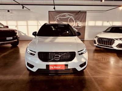 Volvo XC40 D4 AWD Geartronic R-design Bianco usata Vedelago