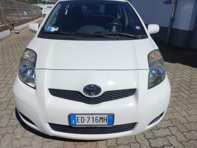 Toyota Yaris 1.0 5 porte Sol Bianco usata Ponderano
