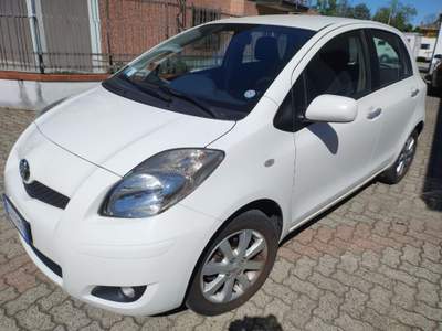Toyota Yaris 1.0 5 porte Sol Bianco usata Ponderano