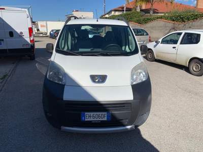 Peugeot Bipper Peugeot Bipper Tepee 1.3 HDi 75 FAP Stop&Start Out Bianco usata Somma Vesuviana