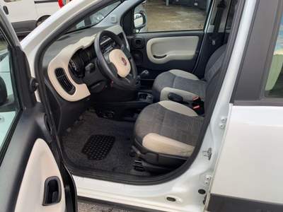 Fiat Panda Fiat Panda 1.3 MJT 95 CV S&S 4x4 Bianco usata Somma Vesuviana