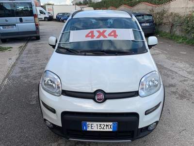 Fiat Panda Fiat Panda 1.3 MJT 95 CV S&S 4x4 Bianco usata Somma Vesuviana