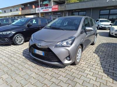 Toyota Yaris 1.5 Hybrid 5 porte Active Bronzo usata Cassino