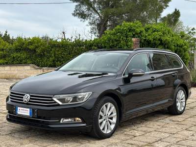 Volkswagen Passat 1.6 TDI BMT 120cv (Navi/APP/BT) Nero usata Castellaneta
