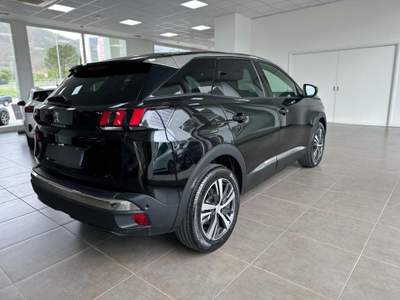 Peugeot 3008 BlueHDi 130 S&S Allure Pack Nero usata Nola
