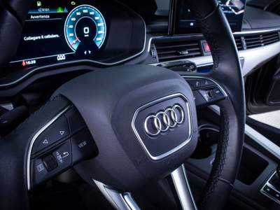 Audi A4 Avant 35 TDI/163 CV S tronic Business Advanced Grigio usata Paruzzaro