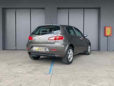 Alfa Romeo 147 1.6 16V TS (105) 5 porte Progression Grigio usata Monselice