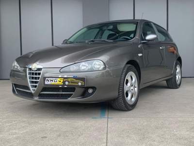 Alfa Romeo 147 1.6 16V TS (105) 5 porte Progression Grigio usata Monselice