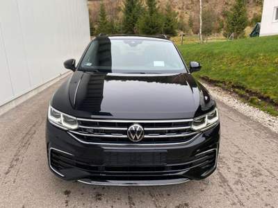 Volkswagen Tiguan 2.0 TDI 200 CV SCR DSG 4MOTION R-Line Nero usata Bracciano