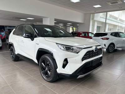 Toyota RAV4 RAV4 2.5 VVT-IE HYBRID 218CV STYLE 2WD E-CVT Bianco usata Nola