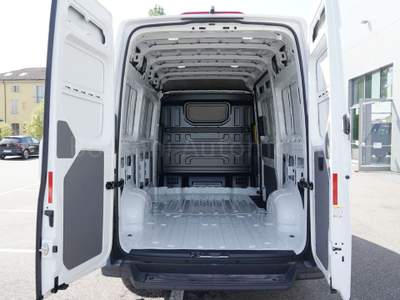 Volkswagen Crafter 30 2.0 tdi 140cv l3h3 business Bianco usata Cremona