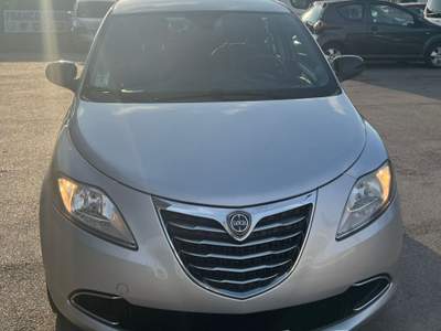 Lancia Ypsilon LANCIA YPSILON 1.2 ECOCHIC GPL Argento usata QUALIANO