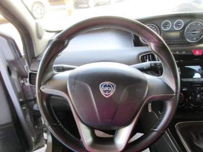 Lancia Ypsilon LANCIA YPSILON 1.3 M.JET Argento usata QUALIANO