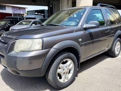 Land Rover Freelander LAND ROVER 3 P Verde usata QUALIANO
