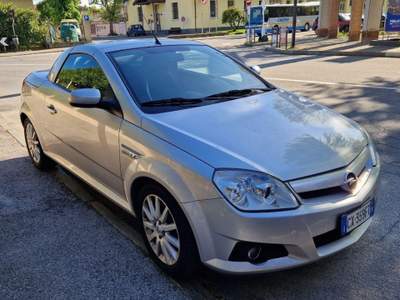 Opel Tigra TwinTop 1.4 16V Sport Argento usata Bra