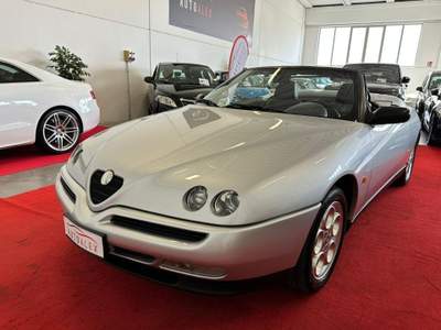 Alfa Romeo Spider Spider 3.0 V6 iscritta ad ASI "Pininfarina" Argento usata Casarsa della Delizia