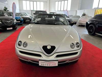 Alfa Romeo Spider Spider 3.0 V6 iscritta ad ASI "Pininfarina" Argento usata Casarsa della Delizia