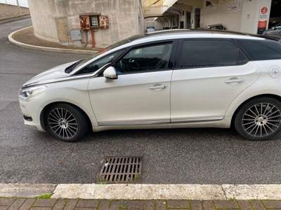 DS Automobiles DS 5 2.0 HDi 160 Sport Chic Bianco usata Pomezia