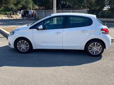 Peugeot 208 PureTech 82 5p. GPL Active Bianco usata Pomezia