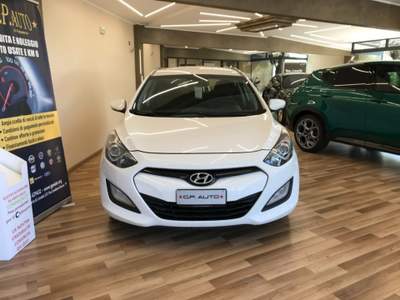 Hyundai i30 Wagon 1.6 CRDi Comfort Bianco usata Santa Maria di Licodia