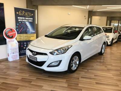 Hyundai i30 Wagon 1.6 CRDi Comfort Bianco usata Santa Maria di Licodia