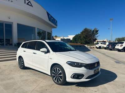 Fiat Tipo 1.3 Mjt S&S SW Lounge Bianco usata Poggiardo