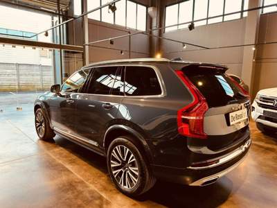Volvo XC90 B5 (d) AWD Geartronic 7 posti Inscription Blu/Azzurro usata Vedelago