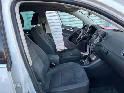 Volkswagen Tiguan tiguan 4 x 4 cv 150 Bianco usata Lamezia Terme