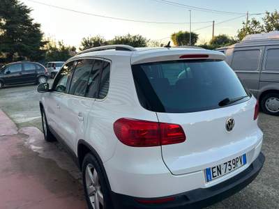 Volkswagen Tiguan tiguan 4 x 4 cv 150 Bianco usata Lamezia Terme