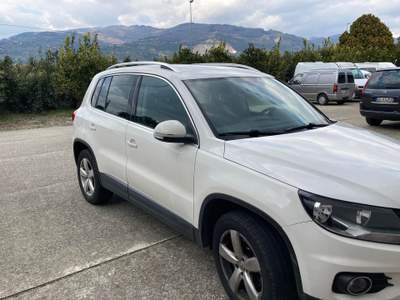 Volkswagen Tiguan tiguan 4 x 4 cv 150 Bianco usata Lamezia Terme