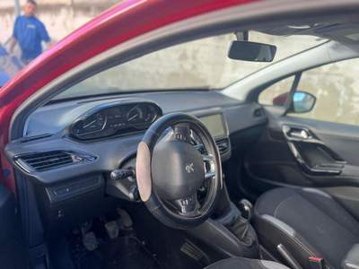 Peugeot 208 auto incidentata Lilla usata TORINO