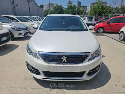 Peugeot 308  SW 1.5 bluehdi Active s&s 100cv usata Aversa