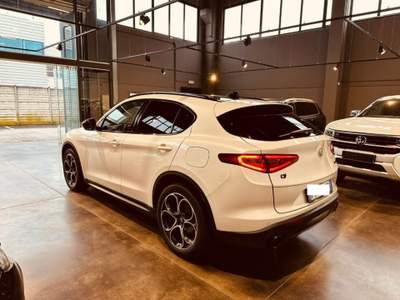Alfa Romeo Stelvio 2.2 Turbodiesel 210 CV AT8 Q4 B-Tech Bianco usata Vedelago