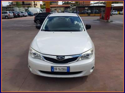 Subaru Impreza 1.5R SJGP Bianco usata Quarto