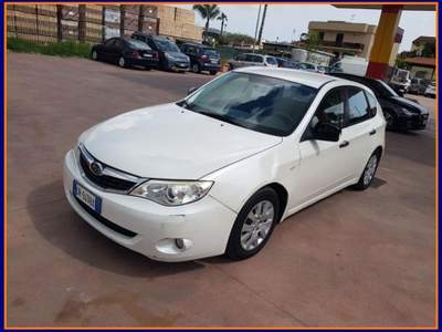 Subaru Impreza 1.5R SJGP Bianco usata Quarto