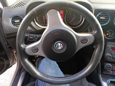 Alfa Romeo 159 tagliandata e revisionata nessun lavoro da eseguire Argento usata GRUGLIASCO