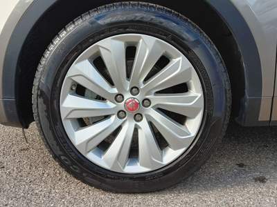 Jaguar E-Pace 2.0D 150 CV AWD aut. R-Dynamic S Grigio usata Scarperia e San Piero