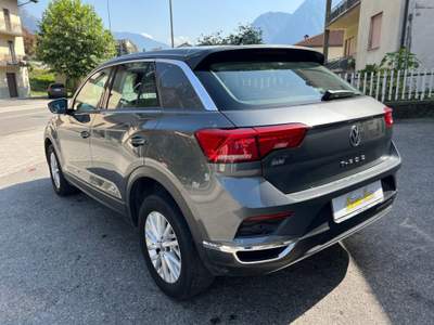 Volkswagen T-Roc 1.6 TDI SCR Business BlueMotion Technology Grigio usata Prata Camportaccio