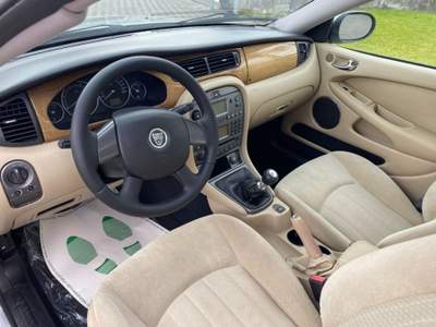 Jaguar X-Type 2.0D cat Executive EU3 Grigio usata Giarre