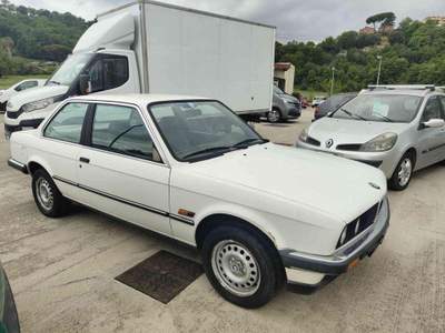 BMW Serie 3 320i i 2 porte Bianco usata RIANO