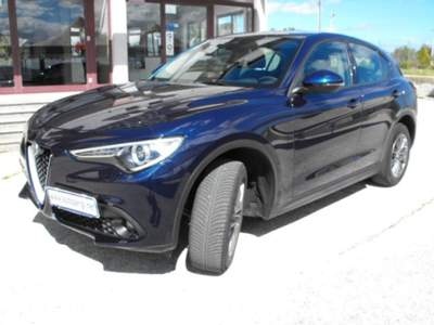 Alfa Romeo Stelvio 2.2 Turbodiesel 210 CV AT8 Q4 Business Blu/Azzurro usata Villasmundo