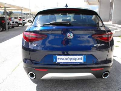 Alfa Romeo Stelvio 2.2 Turbodiesel 210 CV AT8 Q4 Business Blu/Azzurro usata Villasmundo