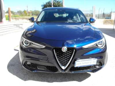 Alfa Romeo Stelvio 2.2 Turbodiesel 210 CV AT8 Q4 Business Blu/Azzurro usata Villasmundo
