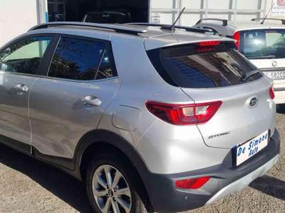 Kia Stonic 1.4 MPI EcoGPL Style Argento usata Roccapiemonte