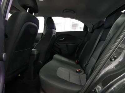 Kia Rio BZ/GPL NEOPATENTATI ! NAVI + TELECAMERA ! Blu/Azzurro usata Milano
