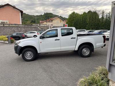 Isuzu D-Max  2.0 td DOUBLE CAB 4x4 Bianco usata Serravalle Sesia